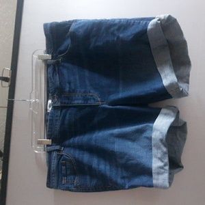 Old Navy Size 24 Jean Shorts (SKU 525)